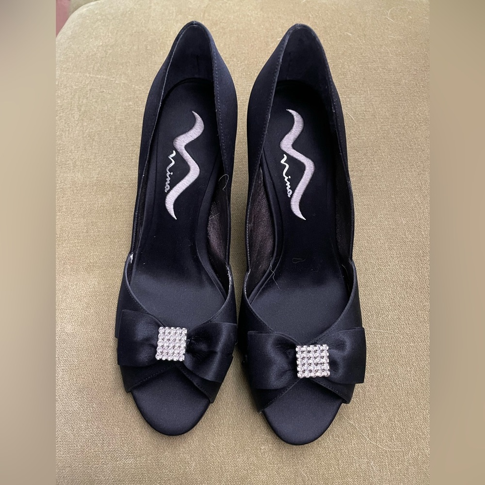 Nina black satin pumps. New